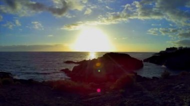 Tenerife, Kanarya Adaları 'nda gün batımı (puesta de sol sobre el ocano en Tenerife, Islas Canarias)