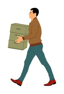 Teslimatçı, kutu dolusu mal vektörü taşıyor. Paketli postacı. Dağıtım deposu. Taşıma hizmeti için ağır yük tutan çocuk. Kullanışlı adam hareket halinde. Sepetle el taşıma yöntemi.
