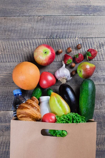 Healhty Food Saco Papel Supermercado Com Frutas Legumes Fundo Mesa — Fotografia de Stock