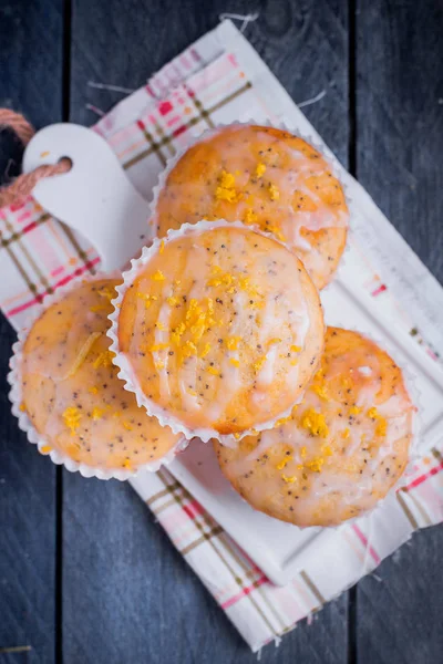 Aromatický Domácí Vánoční Citronové Mák Semena Muffiny Palubě — Stock fotografie