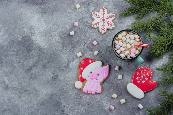 Weihnachten Lebkuchen Symbol Des Jahres Süßes Schwein Schneeflocke Und Fäustling — Stockfoto