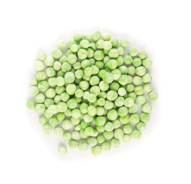 Dondurulmuş tatlı yeşil bezelye beyaz arka plan üzerinde üstten görünüm izole yığını