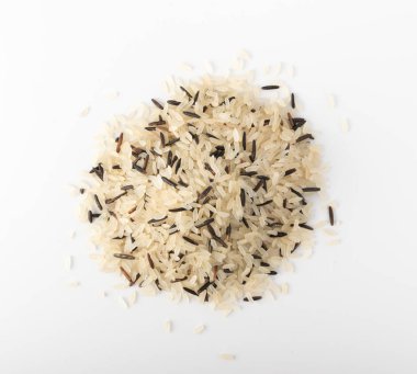 Raw Black Wild Rice ve Parsted White Rice Top View karışımı. Sağlıklı Dietetik Kanada Pirinç Yığını