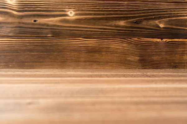 Güzel vintage kahverengi ahşap arka plan. Eski boyalı ahşap masa yüzeyi. Rustik hafif renkli Danışma Kurulu veya tahta doku ile boşaltmak için ürün montaj