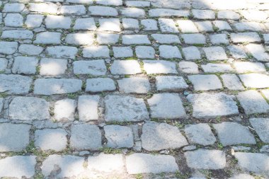 Grey Old Pavement Top View veya Granite Cobblestone Yolu. Antik Tuğla Parke Taşlı Zemin ya da Granit Döşeme Sokağı Büyük Taşlı