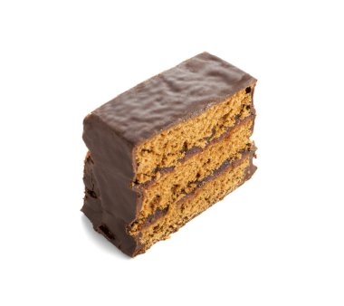 Beyaz arka plan üzerinde izole kek tatlı dilim. Makro fotoğraf berry reçelli kare çikolatalı kek