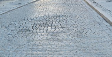 Grey Old Pavement Top View veya Granite Cobblestone Yolu. Antik Tuğla Parke Taşlı Zemin ya da Granit Döşeme Sokağı Büyük Taşlı