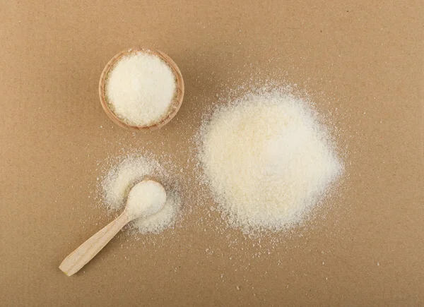 Droog gelatine poeder en granulaat gebruikt als gellingmiddel — Stockfoto