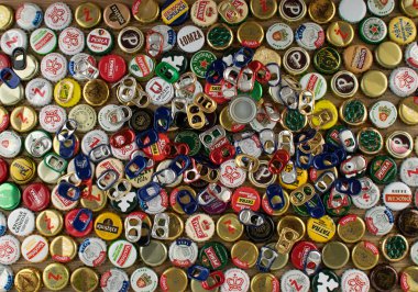 Popüler Polonya Bira Farklı Bira Şişeleri Itibaren Metal Kapaklar