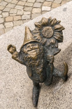 Eski Şehir Merkezinde Wroclaw Gnome Editoryal Görüntü