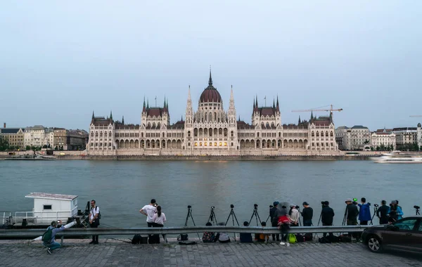 Das ungarische Parlamentsgebäude oder das Parlament von Budapest — Stockfoto