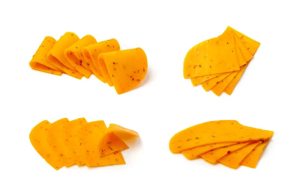 唐辛子とパプリカとオレンジホットチーズ ハーブとスパイスを分離したスライスチーズ — ストック写真