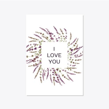 Arka planda lavanta çiçekleri ile ayarlanan düğün davetiyeleri