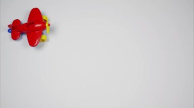 Oyuncak uçak boş fiyat etiketleri atar. Stop motion animasyon