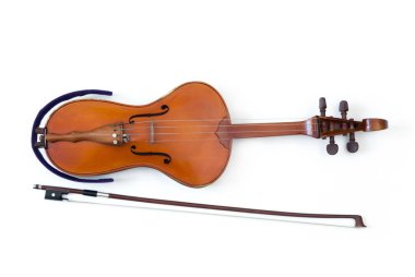 Beyaz arka planda Kobyz