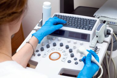 Doktor ultrason makinesi