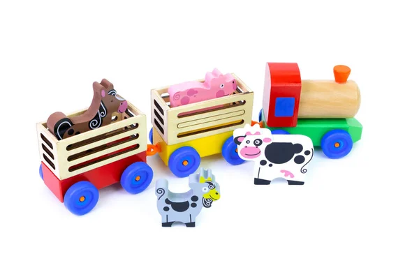 Bunte Hölzerne Eisenbahn Spielzeug Mit Nutztieren Isoliert Auf Weißem Hintergrund — Stockfoto