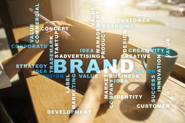 Marka kavramı sanal ekran üzerinde. İş kavramı. Kelime bulutu.