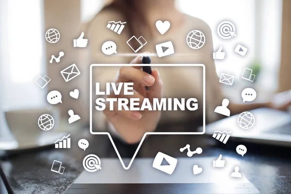 Sanal ekranda yaşamak akarsu. Web yayını. SMM. medikal pazarlama.