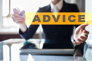 Sanal ekran tavsiye metni. İş kavramı, teknoloji ve internet. 