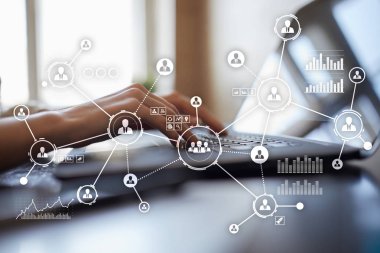 İnsanlar ağ. Organizasyon yapısı. Saatlik sosyal medya. Internet ve teknoloji kavramı.