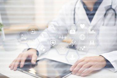 Sanal ekran üzerinde tıbbi kavramı. Sağlık. Online Tıbbi Danışma ve sağlık kontrol, Emr, Ehr.