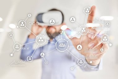 İnsanlar ağ. Organizasyon yapısı. Saatlik sosyal medya. Internet ve teknoloji kavramı.