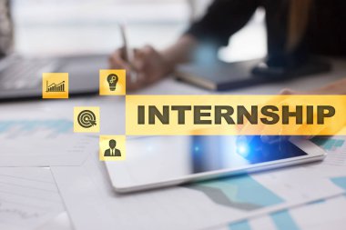 Sanal ekran staj metni. İş, eğitim ve Internet kavramı. 