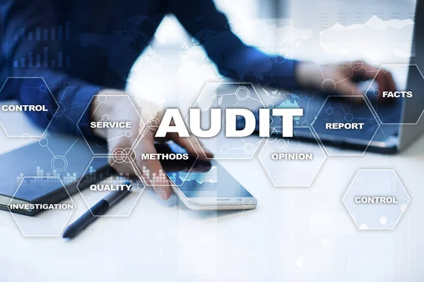 Concepto de negocio de auditoría. Auditor. Cumplimiento. Tecnología de pantalla virtual . —  Fotos de Stock