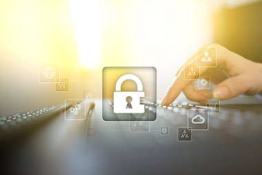 Veri koruma, siber güvenlik, bilgi güvenliği ve şifreleme. İnternet Teknoloji ve iş kavramı.