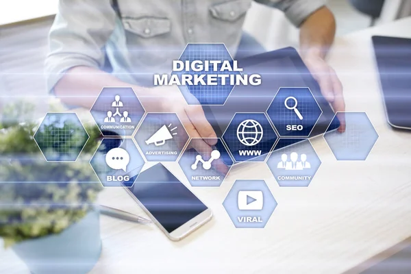 Digitale technologie marketingconcept. Internet. Online. Zoekmachineoptimalisatie. SEO. Smm. reclame. — Stockfoto