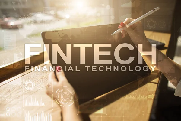 Fintech. Texto de tecnología financiera en pantalla virtual. Concepto de negocio, internet y tecnología . — Foto de Stock