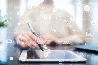 Metin, sanal ekran arka plan ile kutsal kişilerin resmi için şablon. İş, internet teknoloji ve ağ kavramı.