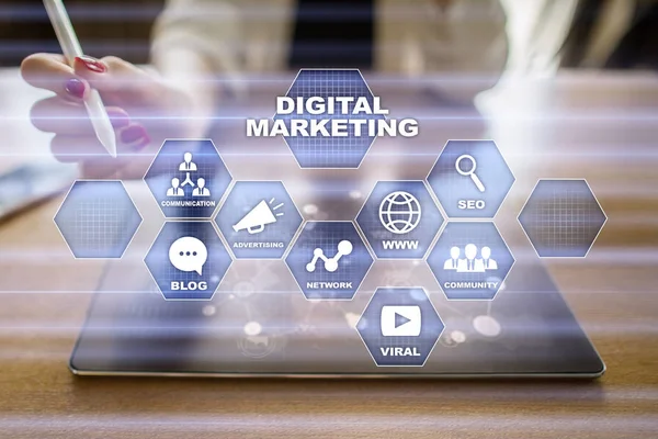 Digitale technologie marketingconcept. Internet. Online. Zoekmachineoptimalisatie. SEO. Smm. reclame. — Stockfoto