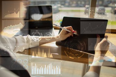 Metin, sanal ekran arka plan şablonu. İş, internet teknoloji ve ağ kavramı.