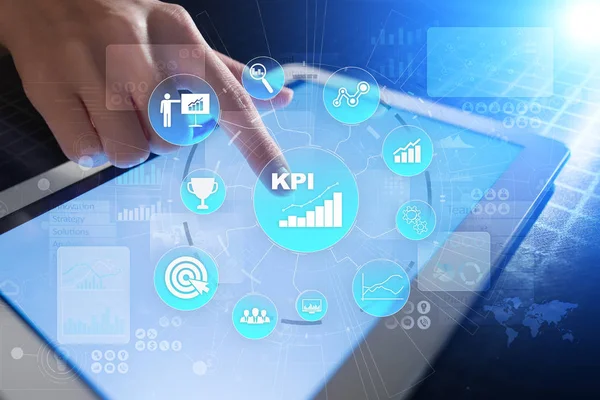 KPI. Indicador de rendimiento clave. Concepto de negocio y tecnología . — Foto de Stock