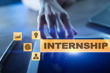 Sanal ekran staj metni. İş, eğitim ve Internet kavramı.