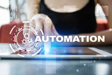 İş ve üretim süreci Otomasyon, akıllı sanayi, yenilik ve modern teknoloji kavramı.