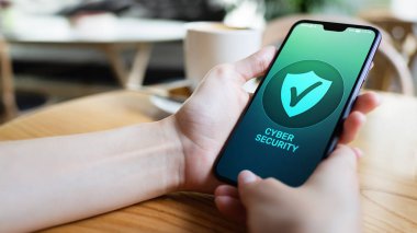 Cep telefonu cyber güvenlik bilgi Gizlilik ve veri koruma Internet teknoloji ve iş kavramı.