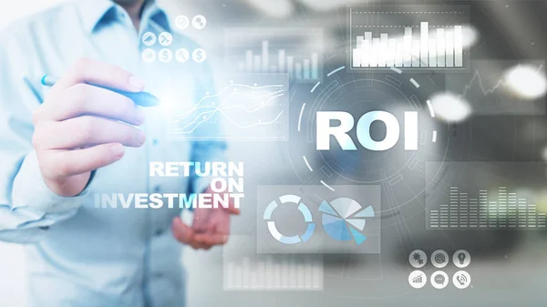 Roi-虚拟屏幕上投资、交易和金融增长概念的回报. — 图库照片