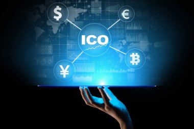 ICO - Sanal ekranda ilk madeni para teklifi, Fintech, finansal ve kripto para ticareti kavramı. İş ve teknoloji.