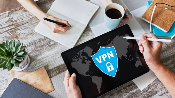 VPN - віртуальна перинатальна мережа. Концепція конфіденційності в Інтернеті . — стокове фото