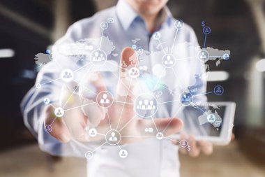 İK, insan kaynakları yönetimi. CRM - müşteri ilişkileri yönetimi. Uluslararası dış kaynak