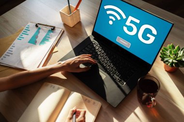 5g Hızlı mobil internet bağlantısı, Ne nesli iletişim ve modern teknoloji kavramı.