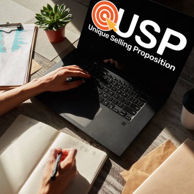 UPS - önermeler satış benzersiz. İş ve finans kavramı cihaz ekranında.