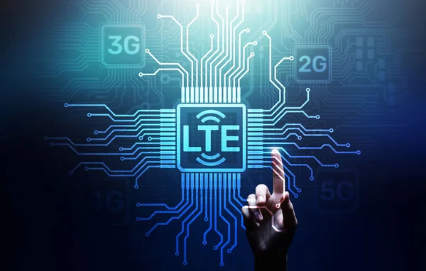 Koncept pásma LTE, mobilního internetu a telekomunikační technologie na virtuální obrazovce. — Stock fotografie