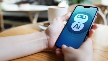 AI yapay zeka derin makine öğrenimi kavramı. Cep telefonu ekran simgesine robot.
