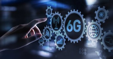 6G Yeni nesil telekomünikasyon hızlı internet ve teknoloji kavramı sanal ekranda.