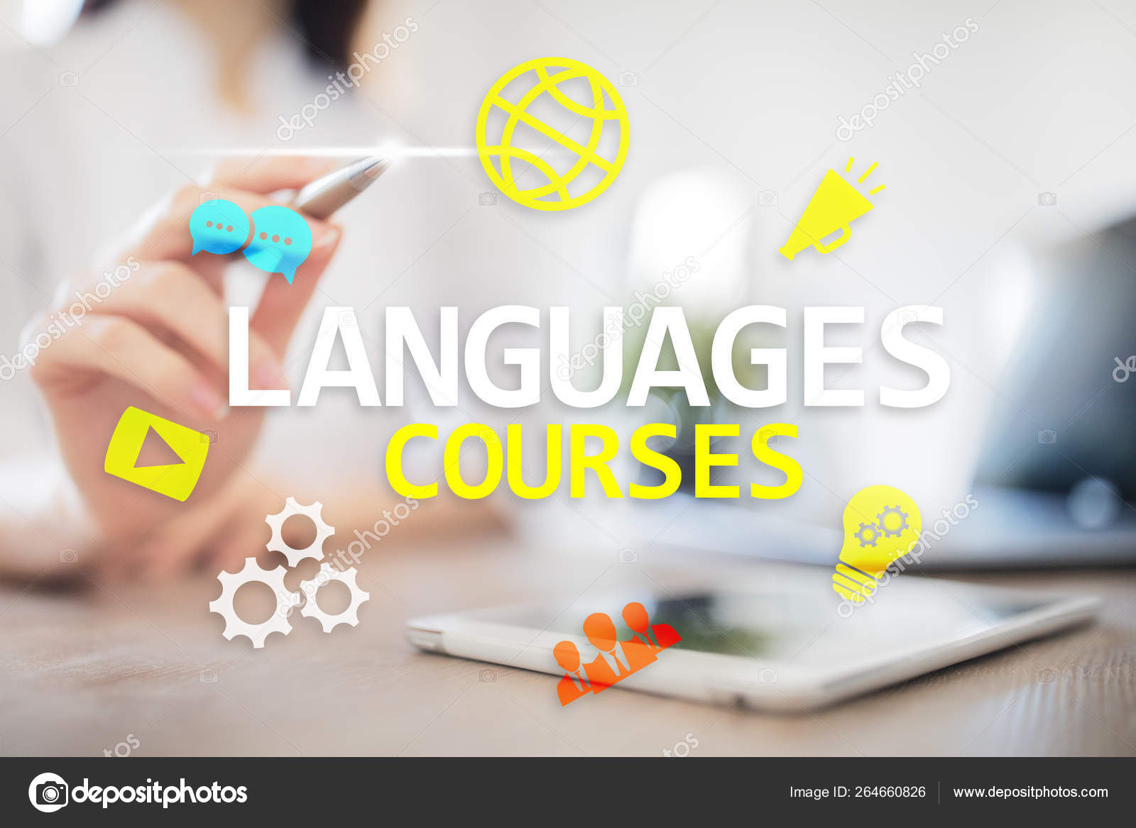 言語コース、オンライン学習、英語学校、仮想画面上の E ラーニングの概念. — ストック写真 © WrightStudio #264660826