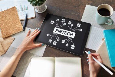 FIntech - Finansal teknoloji, internet ödemesi ve dijital para kavramı.